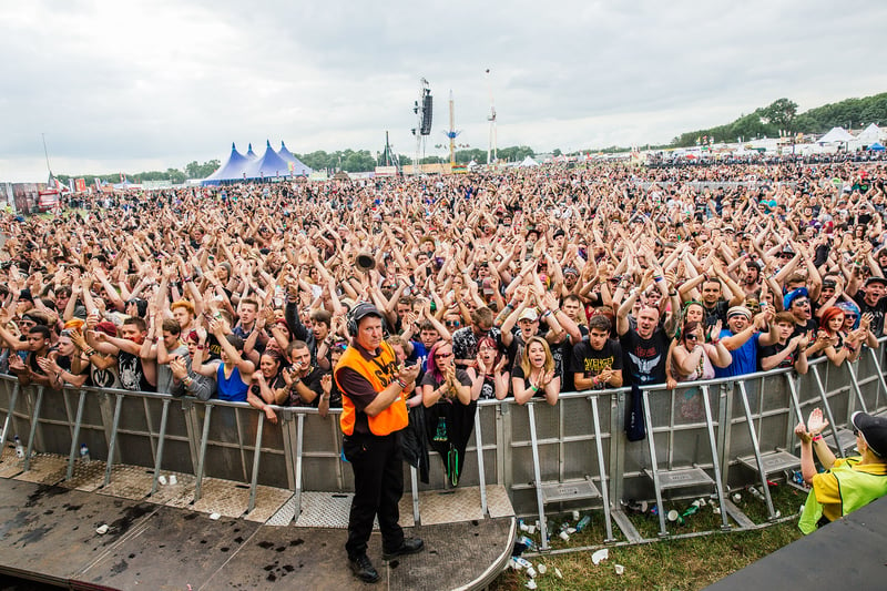 Download Festival crowd 2014