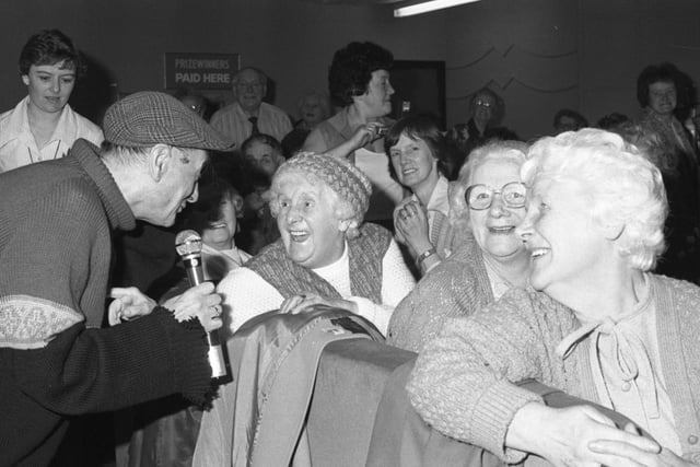 Bobby Thompson at the opening of the new Top Rank Bingo and Social Club in Sunderland's former Odeon Cinema in 1983.