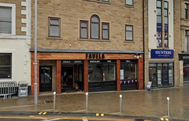 In the heart of Barnsley is Favela, a Brazilian grill with an 'exceptional' rating by customers on OpenTable. A total of 1,091 reviews have given this establishment a 4.7 out of 5 star rating. 