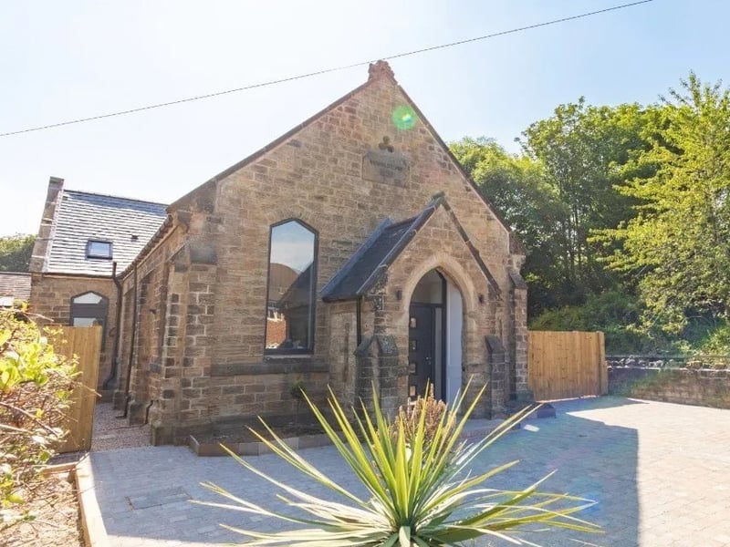 The chapel retained many original features. (Photo courtesy of Zoopla)