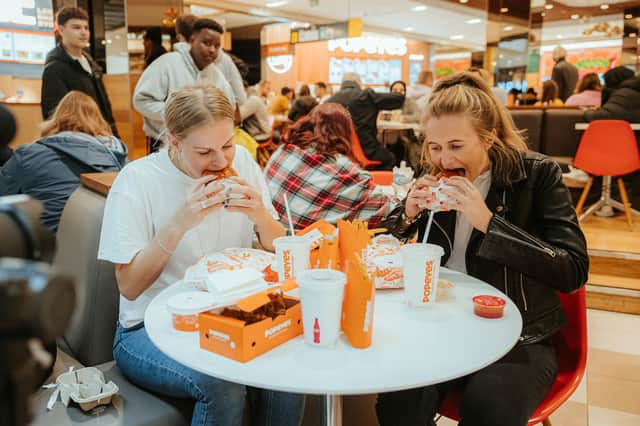 Popeyes has announced it will be opening its Barnsley drive-thru restaurant on September 29. 