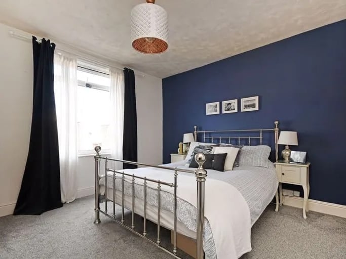 The bedrooms are all good sizes. (Photo courtesy pf Zoopla)