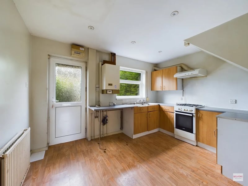 The kitchen is more spacious than it first appears. (Photo courtesy of Zoopla)