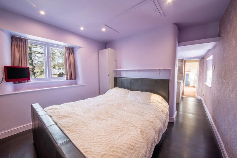 Upstairs is three double bedrooms, with the master bedroom complete with an en-suite bathroom. Photo courtesy of Zoopla 