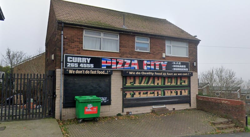 Pizza City, Mehr's Masala and Kamz N Samz, all registered at 454 East Bank Road, in
Arbourthorne, received its one-star rating on October 11 2023. The inspection found that: Hygienic food handling - Improvement necessary; Cleanliness and condition of facilities and building
- Improvement necessary; and management of food safety - major improvement necessary.