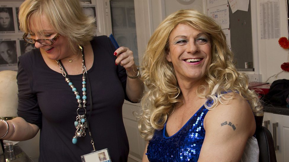 Win a wig worn by Sean Bean and raise money for women facing cancer