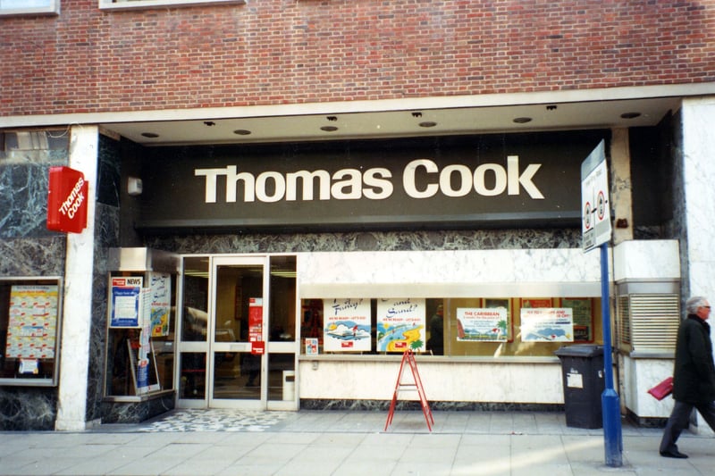 Thomas Cook travel agents on Albion Street. Various holidays are advertised in the windows. Pictured in August 1991.