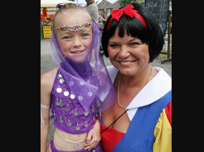 Snow White Angela Hincliffe and dancing girl Grace White in the fancy dress parade in 2006. Picture: National World