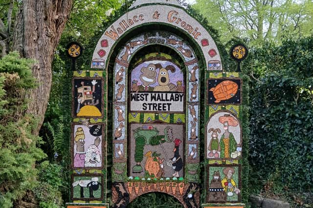 Creative volunteers with a sense of humour have decorated a well with one of the top UK duos of all time - Wallace & Gromit