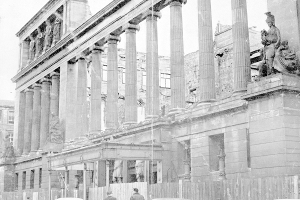 St Andrews Hall on Berkley Street burned down in 1962. Glasgow Royal Concert Hall is the replacement for the building. 
