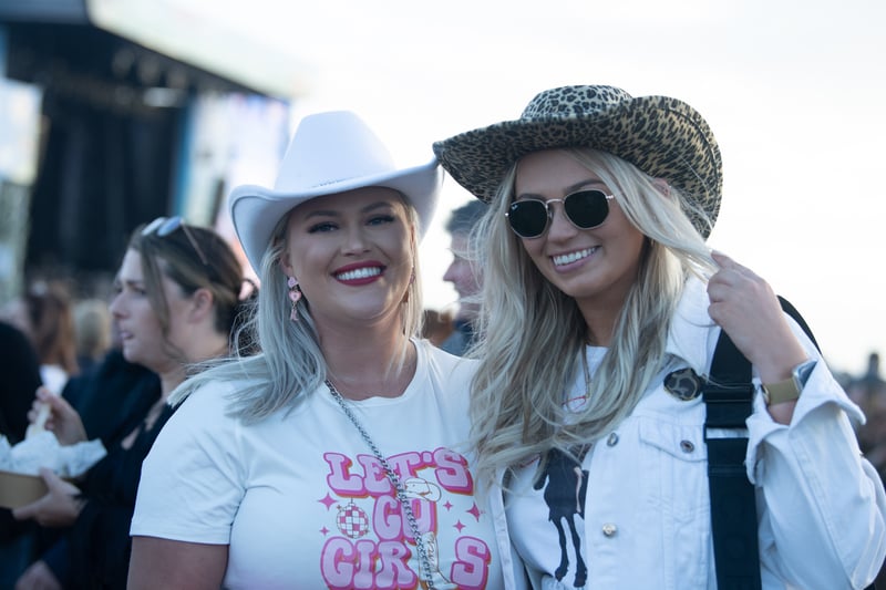 125 pics from Lytham Festival as Shania Twain and Rag'n'Bone Man take