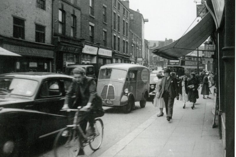 62 ancient retro pics of 1955 Preston, from Queen Elizabeth II to old ...