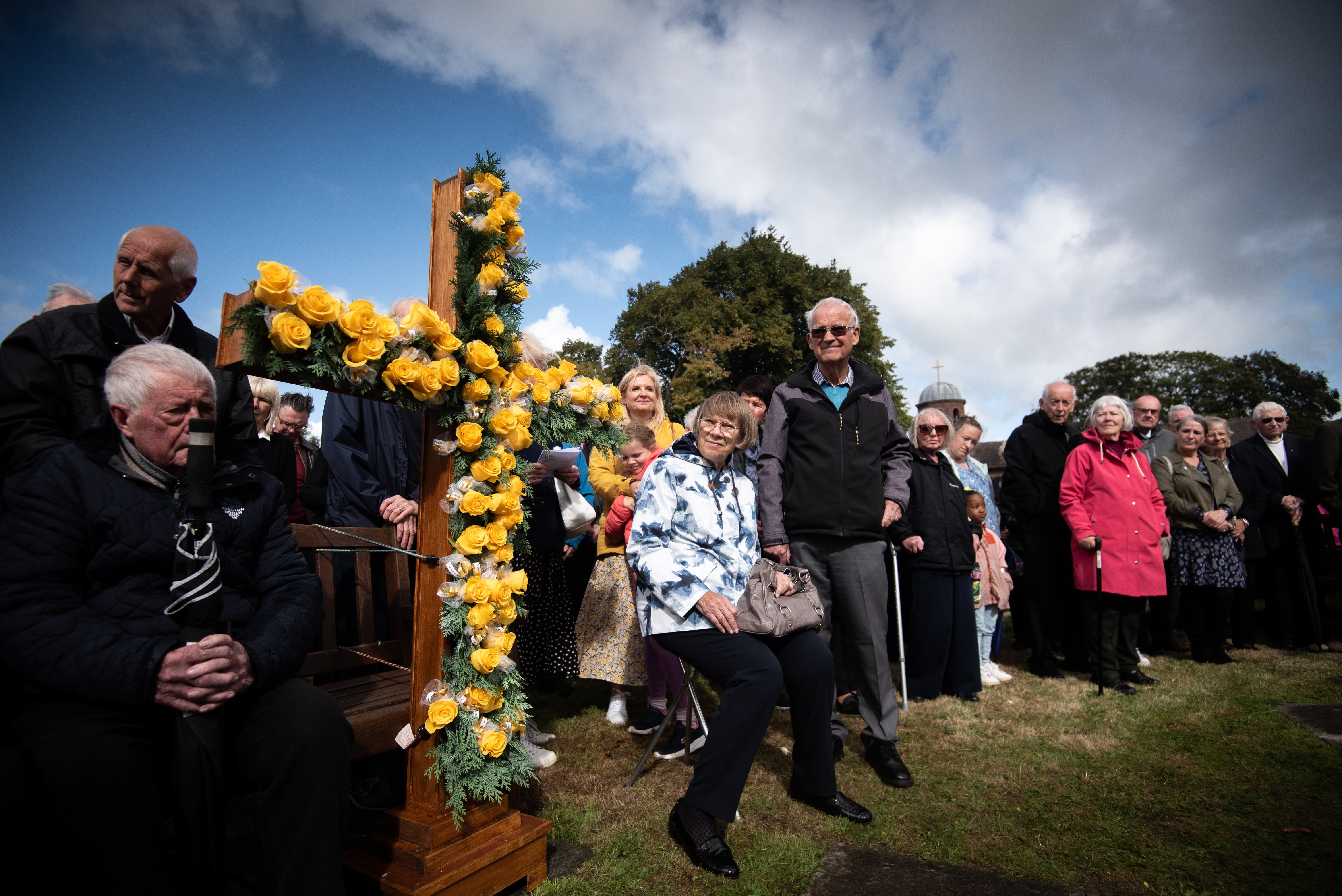 22 Poignant Scenes Of Freckleton Air Disaster 80th Anniversary Memorial ...