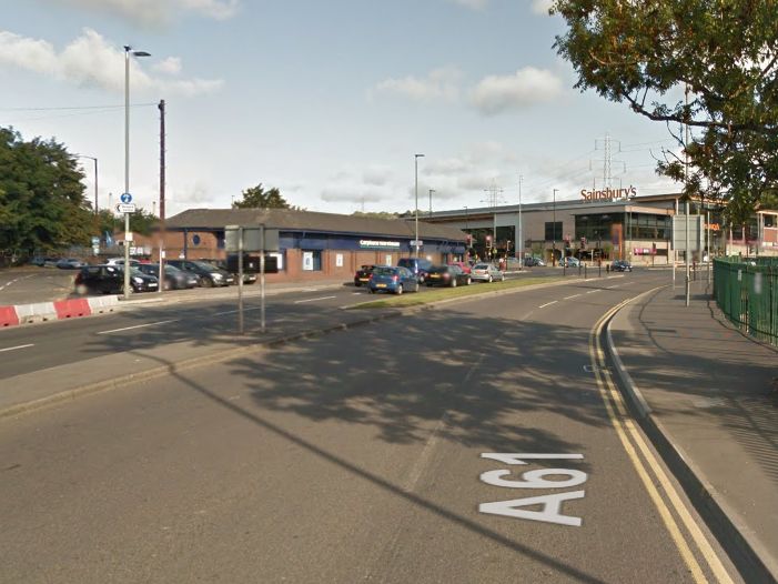 BREAKING Fire leads to partial closure of busy Sheffield road