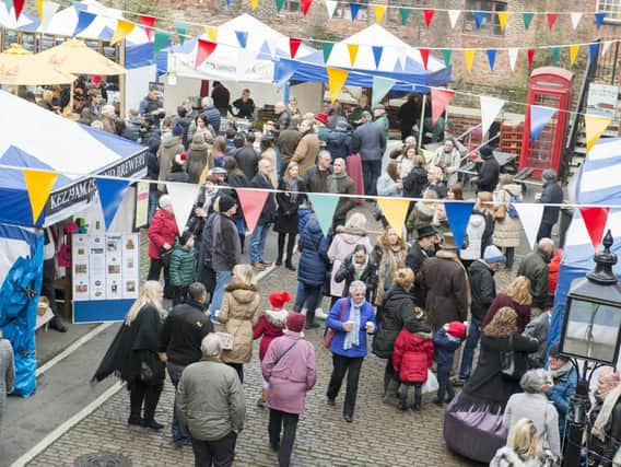 Kelham Island Christmas Market
Crowds flock to the market