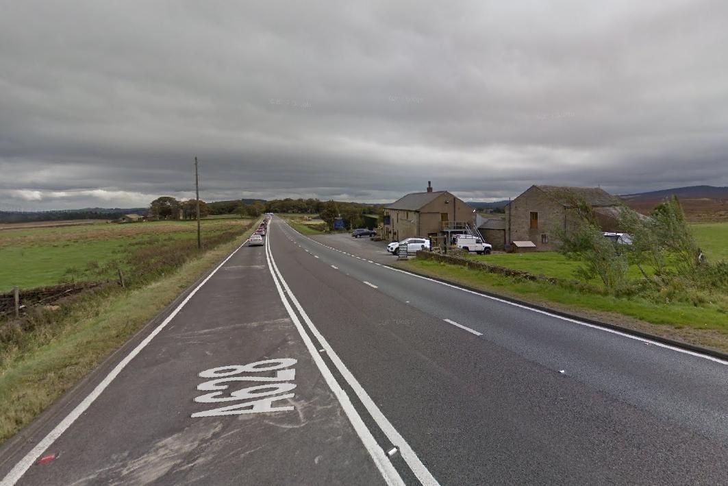 Temporary traffic lights to be put in place on Woodhead Pass