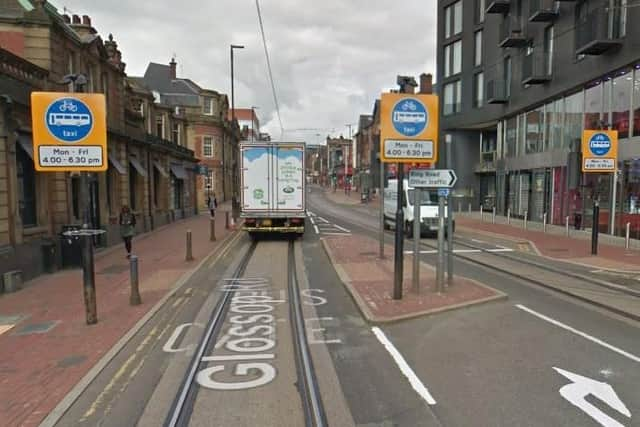 Glossop Road bus and tram gate