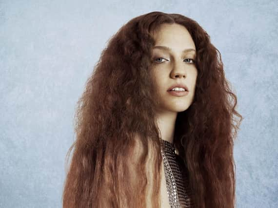 Jess Glynne