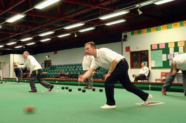 Indoor bowls