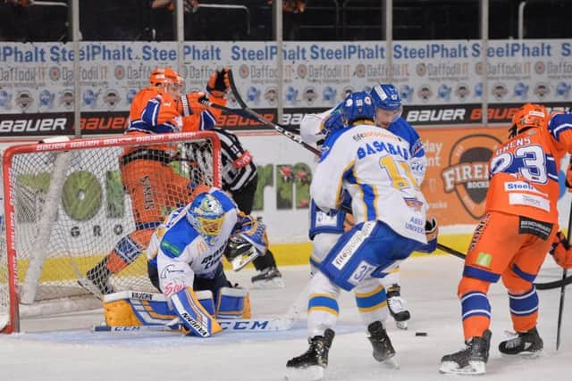 Steelers v Fife - Jordan Owens