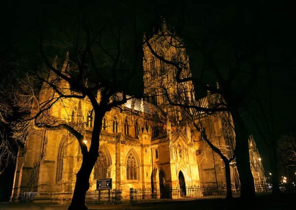 2 Dec 2013....Doncaster Minster Picture Scott Merrylees SM1001/40a