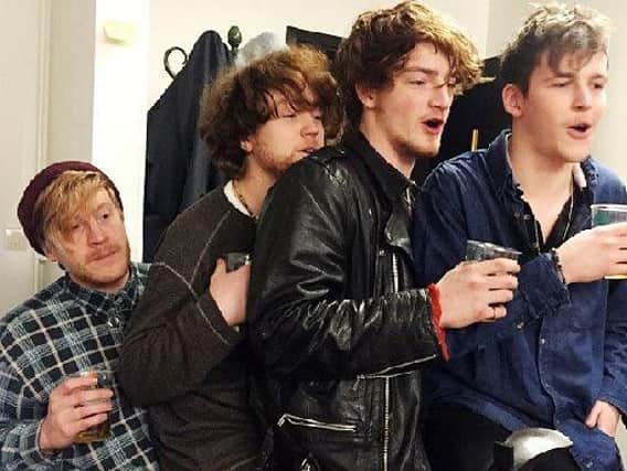 Viola Beach