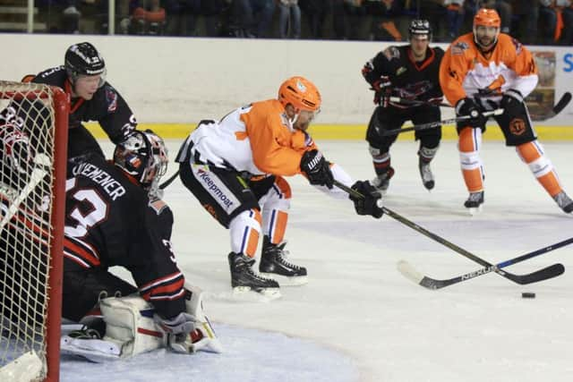 Tyler Mosienko in action for the Steelers. Photo: Chris Etchells