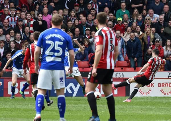 Picture Andrew Roe/AHPIX LTD, Football, EFL Sky Bet League One, Sheffield United v Chesterfield Town, Bramall Lane, 30/04/17, K.O 12pm

United's Daniel Lafferty scores the winner

Andrew Roe>>>>>>>07826527594