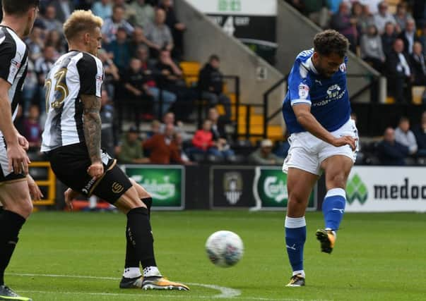 Picture Andrew Roe/AHPIX LTD, Football, EFL Sky Bet League One, Notts County v Chesterfield Town, Meadow Lane, 12/18/17, K.O 3pm

Chesterfield's Delial Brewster has a shot on goal

Andrew Roe>>>>>>>07826527594